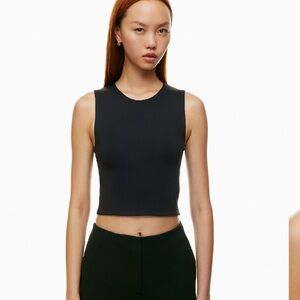 Aritzia Babaton Contour Muscle Cropped Tank